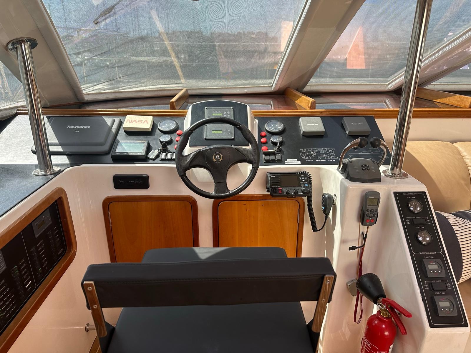 Prowler 48 · 2006 en venta en Costa Azul — foto 4