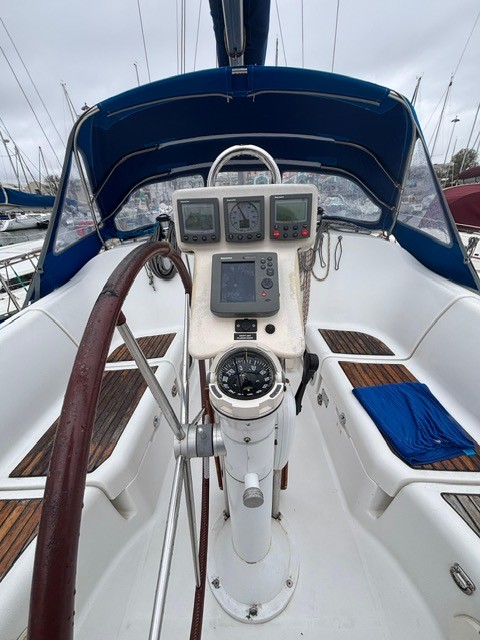 Beneteau Oceanis 373 · 2004 in vendita in Algarve e Lisbona — foto 3