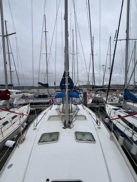 Beneteau Oceanis 373 · 2004 in vendita in Algarve e Lisbona — foto 7