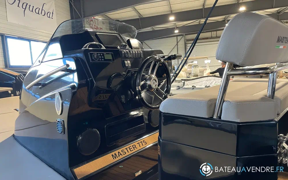 Master 775 · 2022 en venta en Costa Azul — foto 2