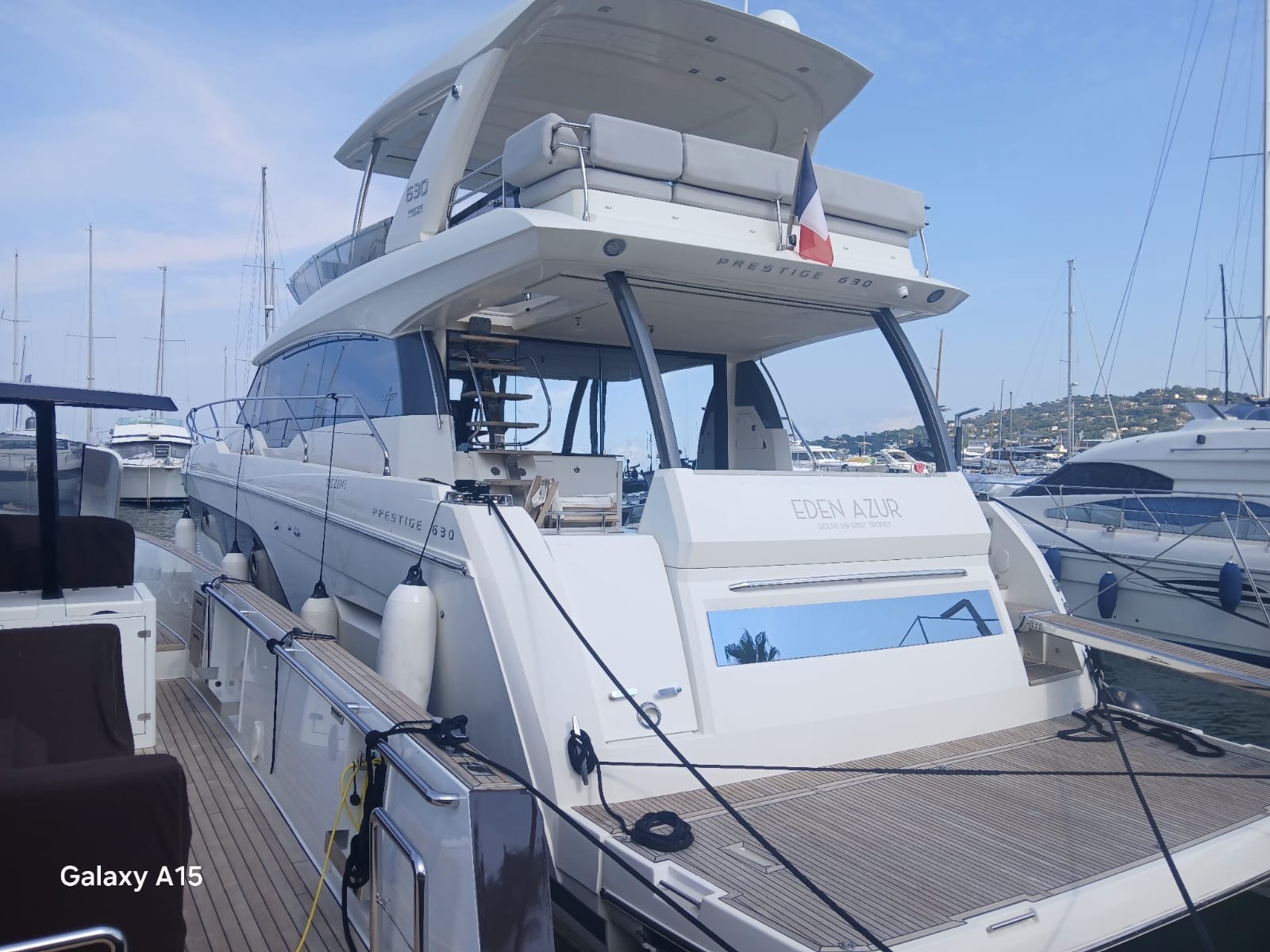 Prestige 630 · 2001 for sale in French Riviera — photo 4