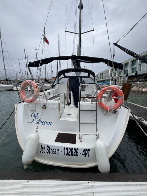 Beneteau Oceanis 393 Clipper · 2005 in vendita in Algarve e Lisbona — foto 1