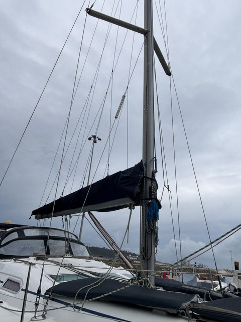 Beneteau Oceanis 393 Clipper · 2005 in vendita in Algarve e Lisbona — foto 9