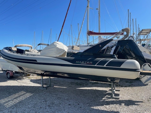 Master 855 · 2023 en venta en Costa Azul — foto 2