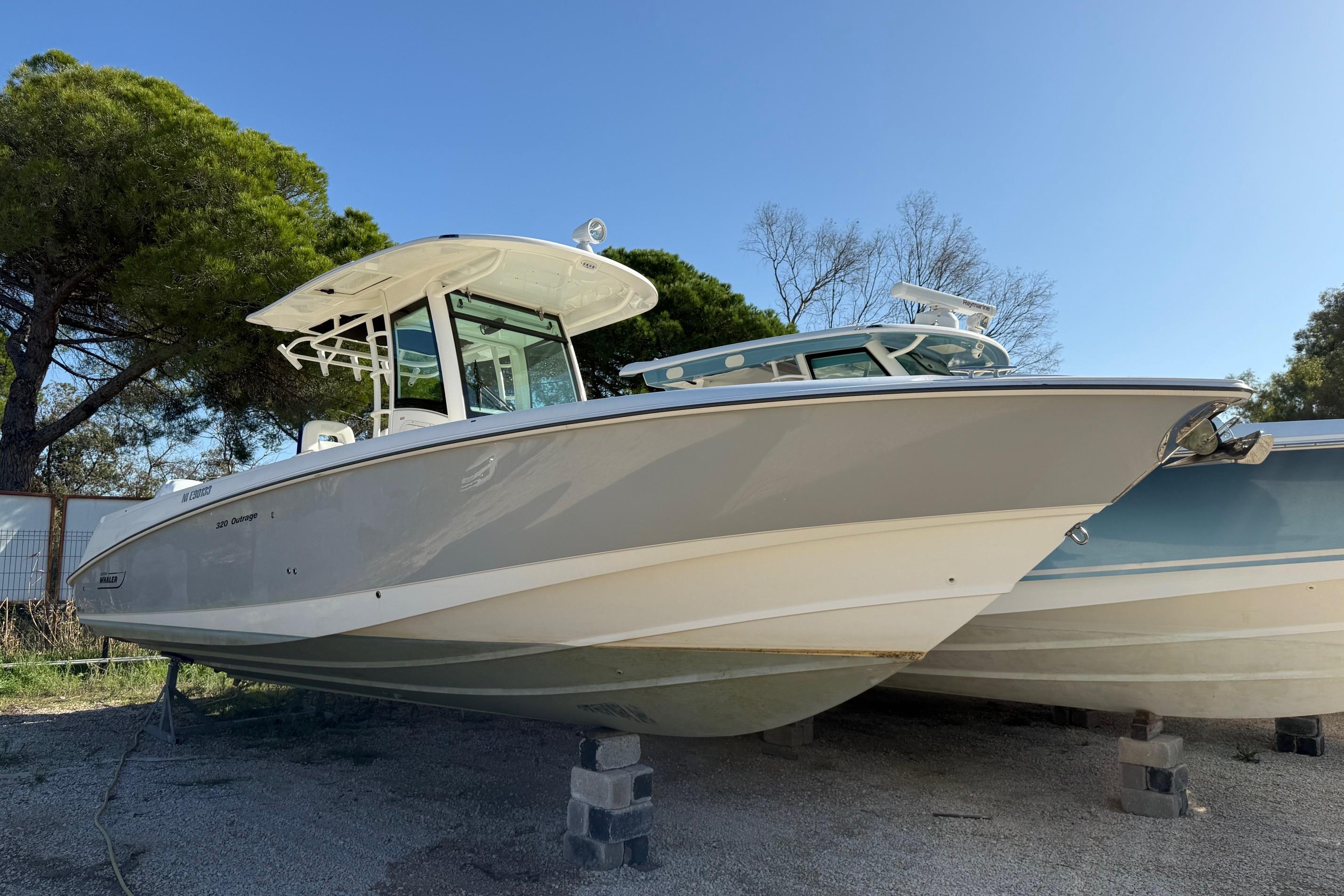 Boston Whaler 320 Outrage · 2012 zu verkaufen – Côte d'Azur — Foto 5