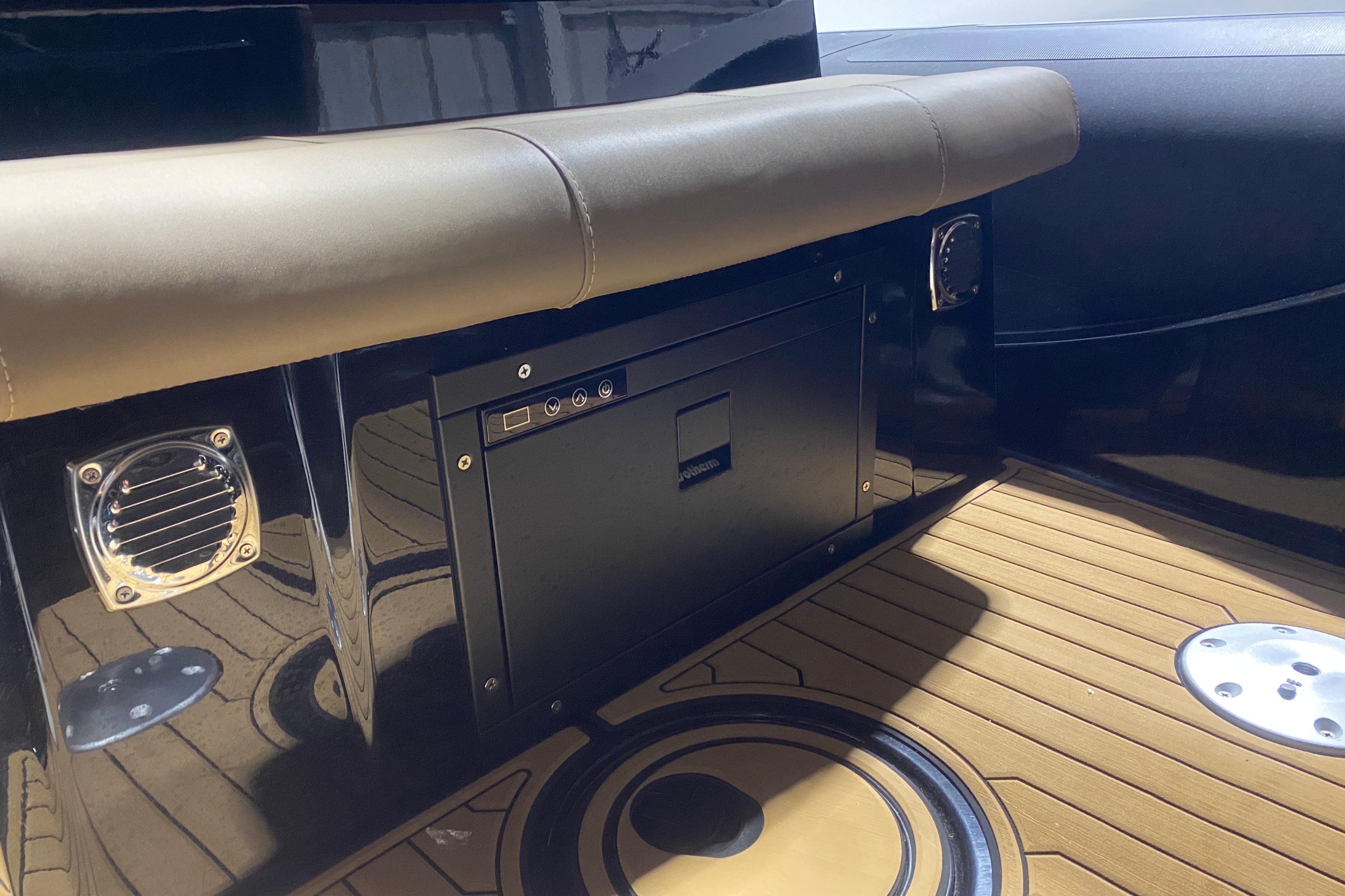 Brig Eagle 8 · 2024 in vendita in Costa Azzurra — foto 10