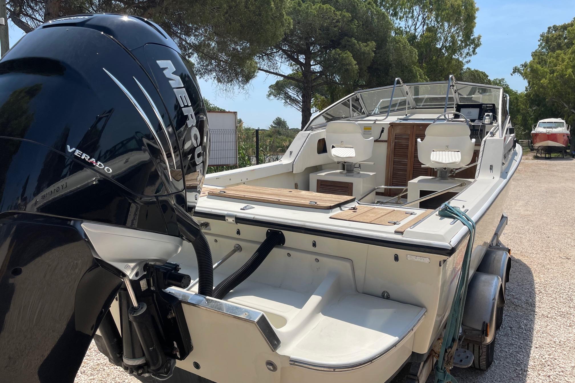 Boston Whaler Revenge 22 · 1989 in vendita in Costa Azzurra — foto 9
