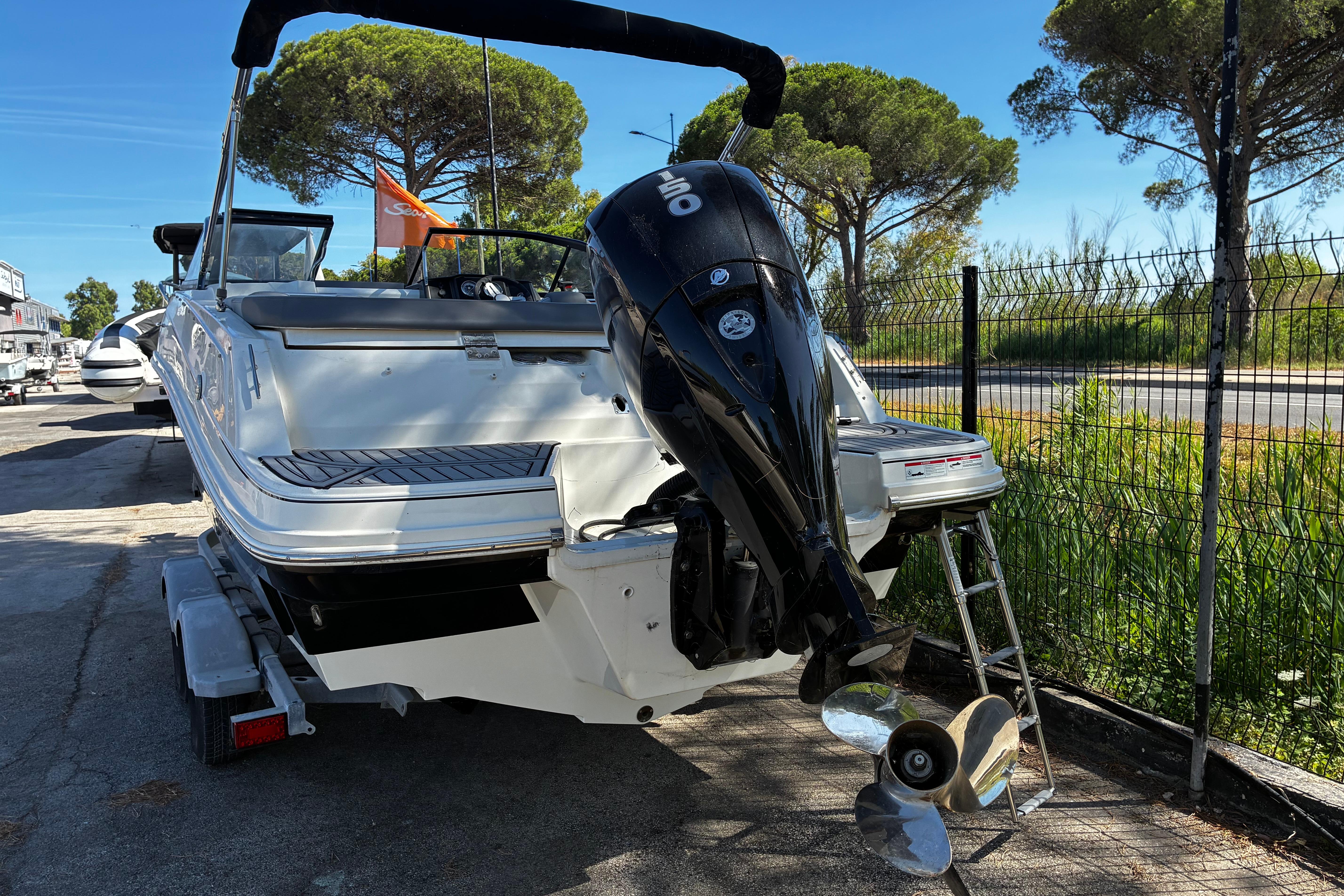 Bayliner VR5 Cuddy · 2022 en venta en Costa Azul — foto 3