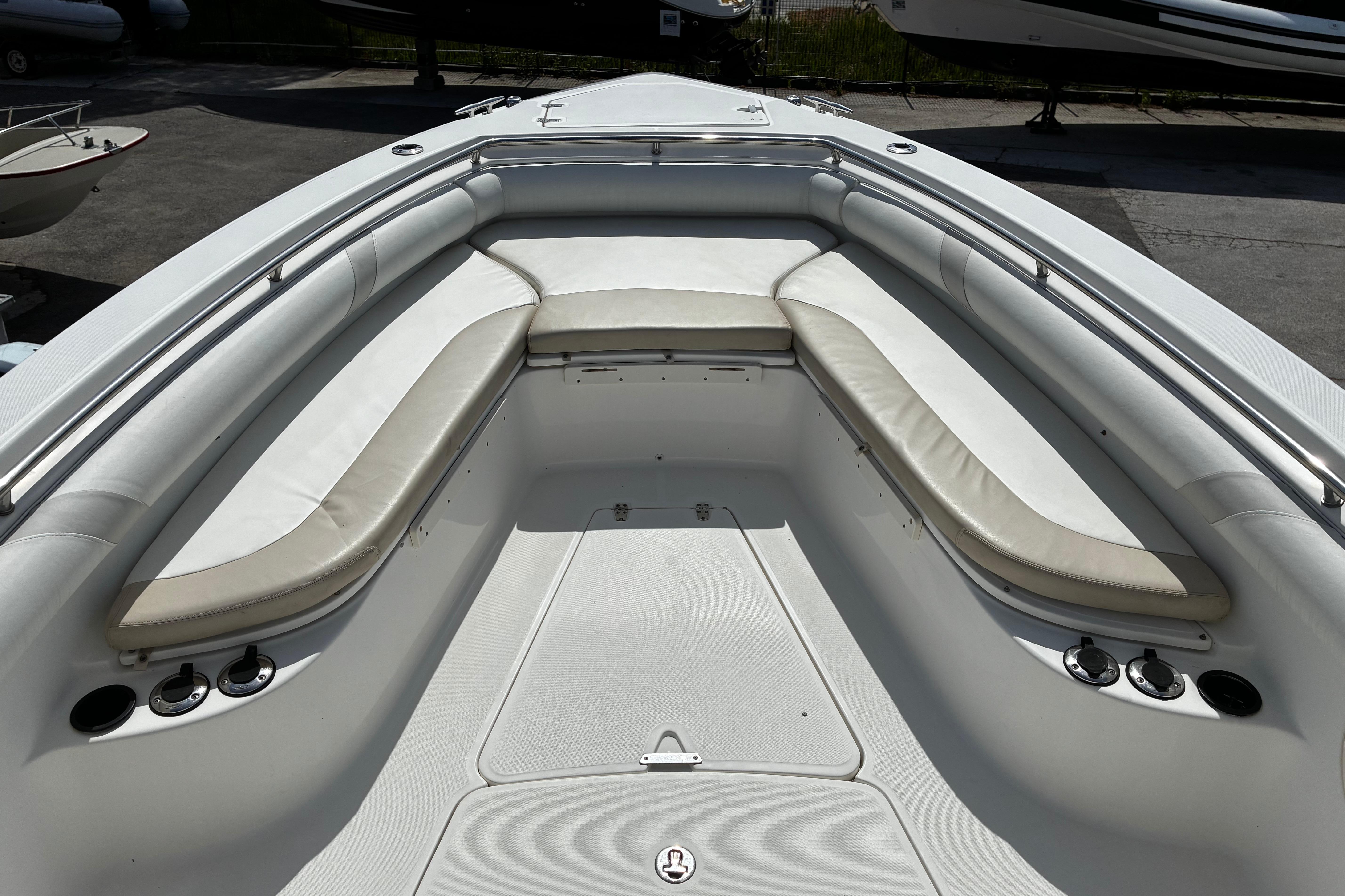 Boston Whaler 320 Outrage · 2005 zu verkaufen – Côte d'Azur — Foto 6