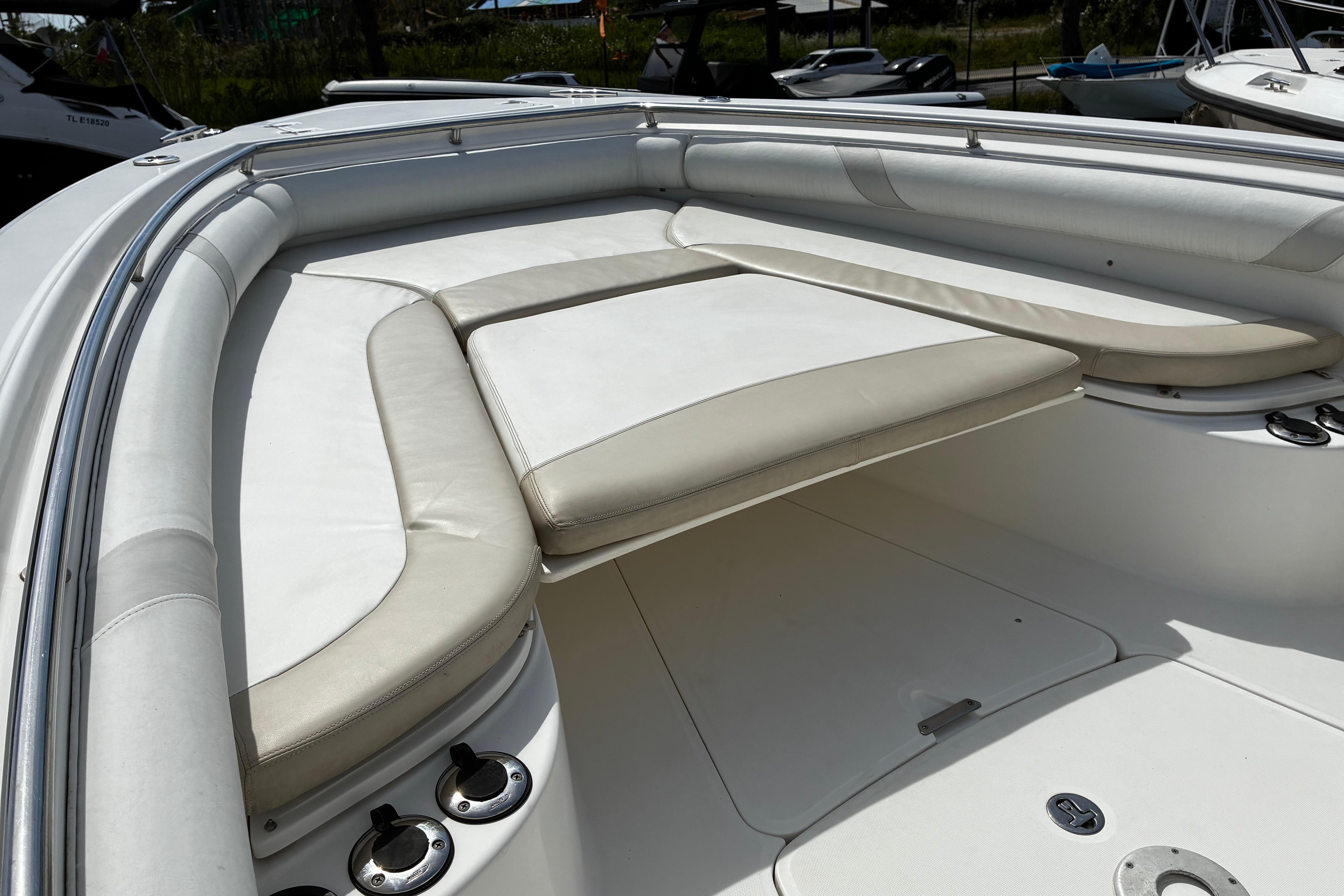 Boston Whaler 320 Outrage · 2005 zu verkaufen – Côte d'Azur — Foto 8