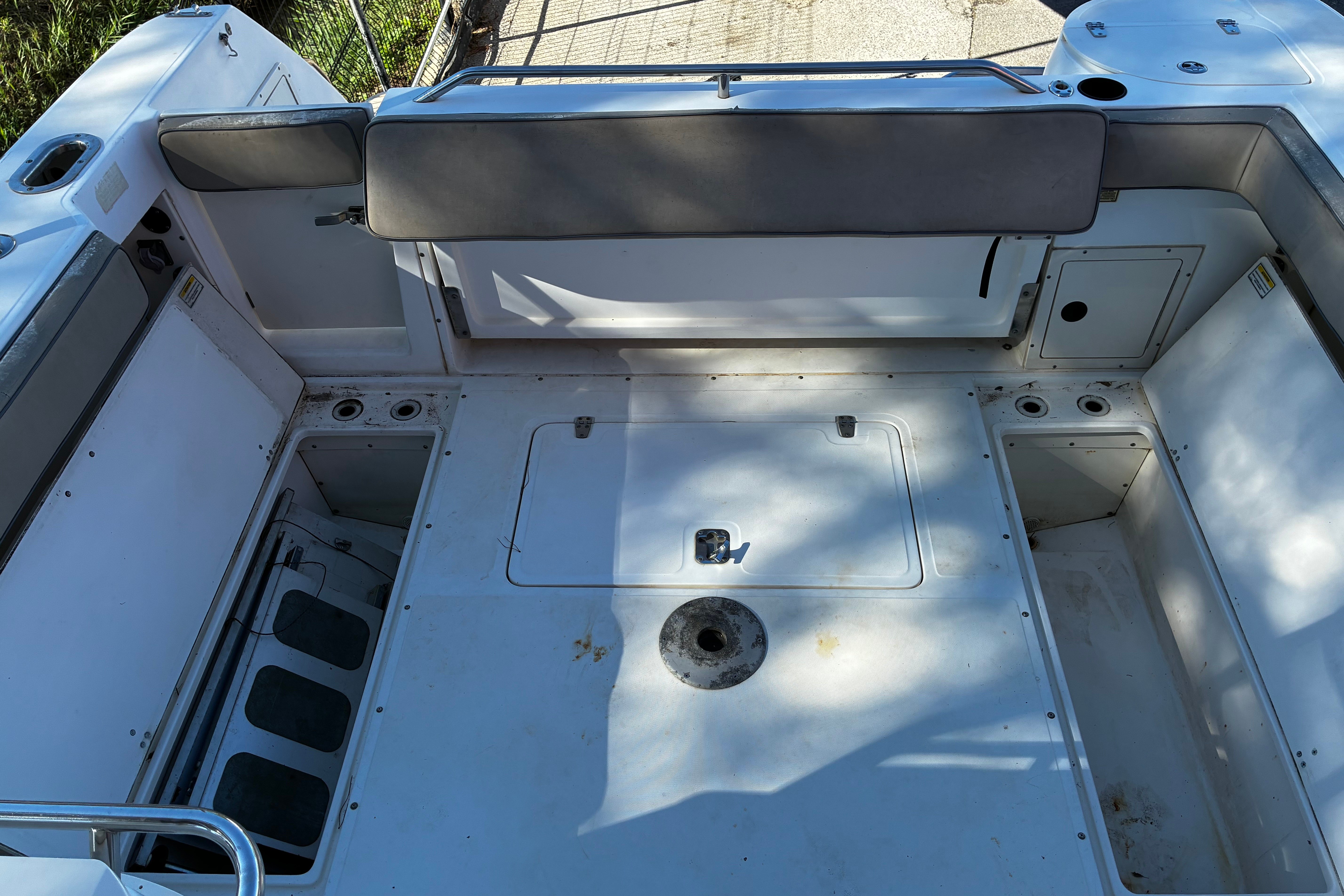 Boston Whaler 295 Conquest · 2002 zu verkaufen – Côte d'Azur — Foto 7