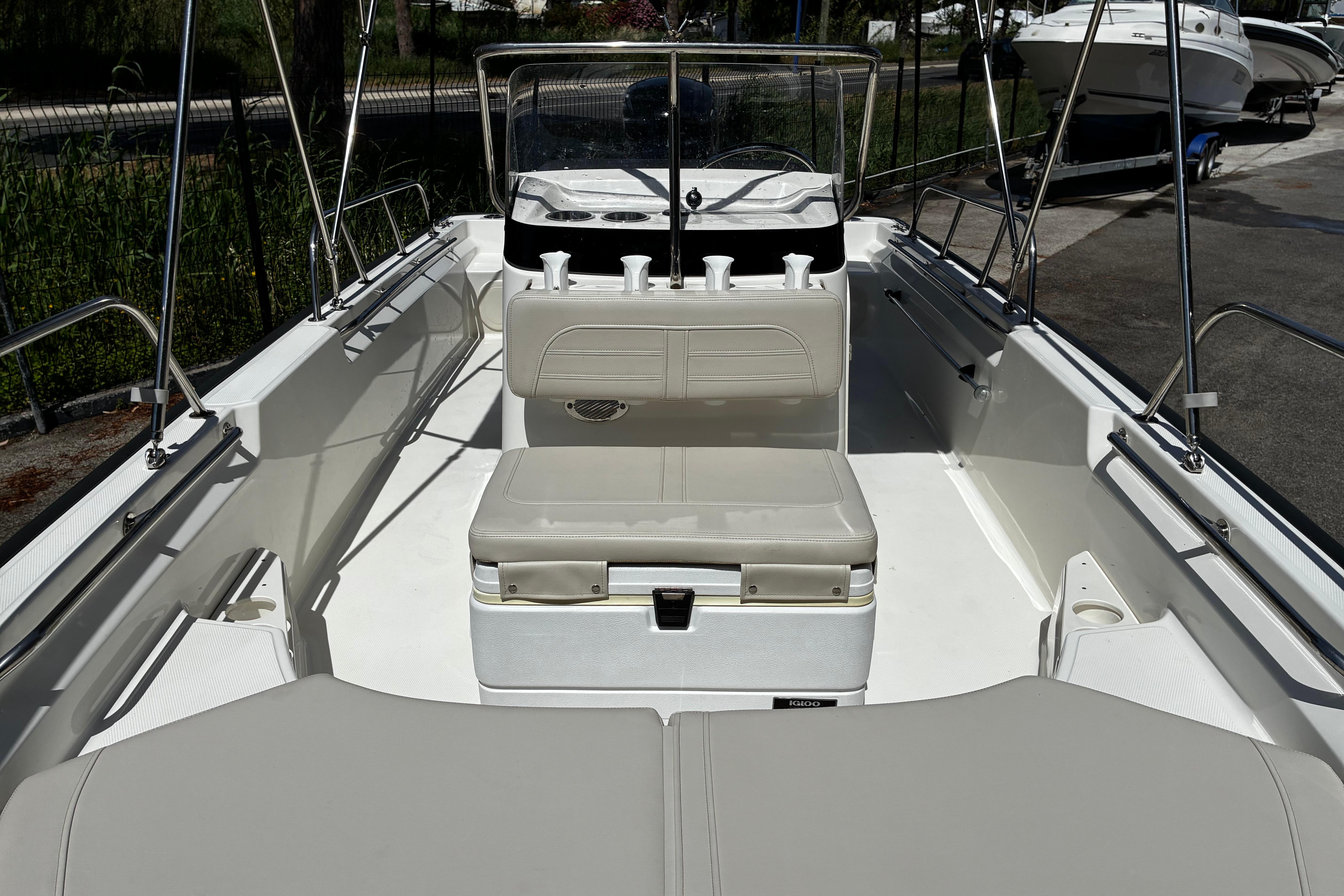 Boston Whaler 170 Montauk · 2022 en venta en Costa Azul — foto 7