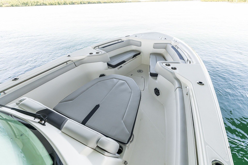 Boston Whaler 330 Outrage · 2027 en venta en Costa Azul — foto 5