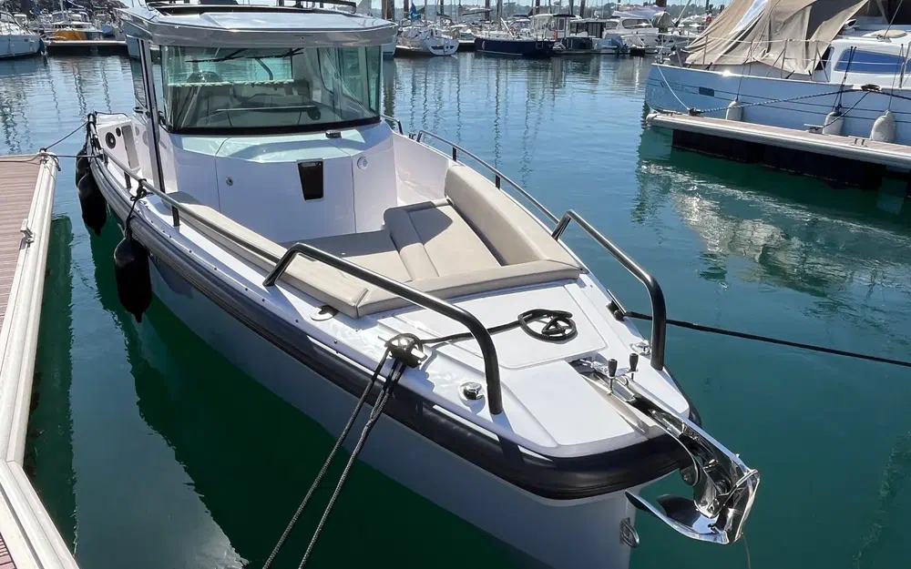 Axopar 28 Cabin · 2023 en venta en Bretaña — foto 4