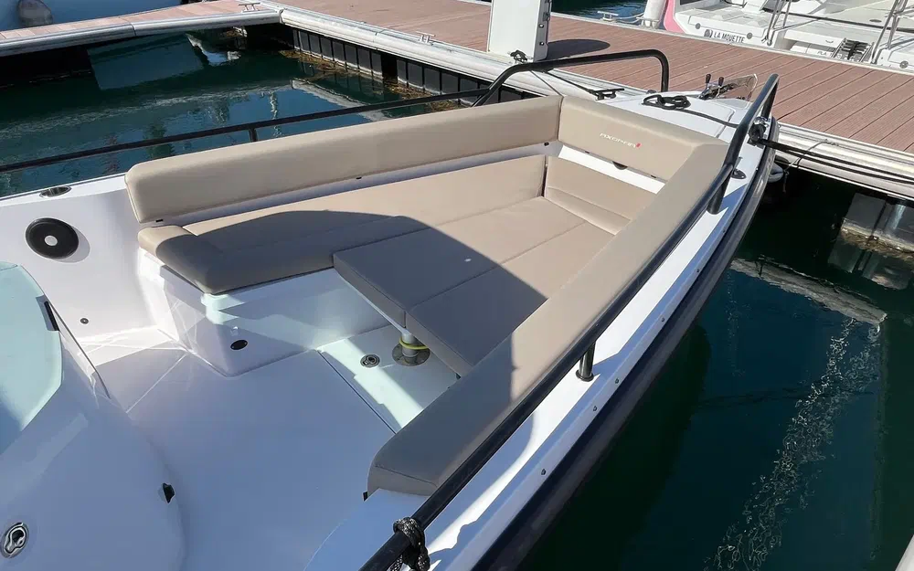 Axopar 28 Cabin · 2023 en venta en Bretaña — foto 6