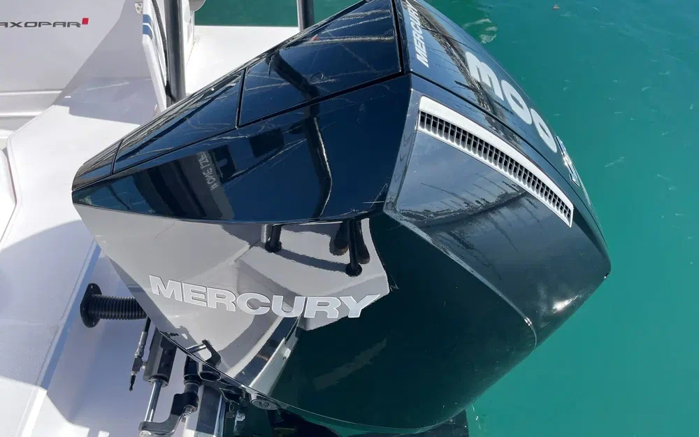 Axopar 28 Cabin · 2023 en venta en Bretaña — foto 8