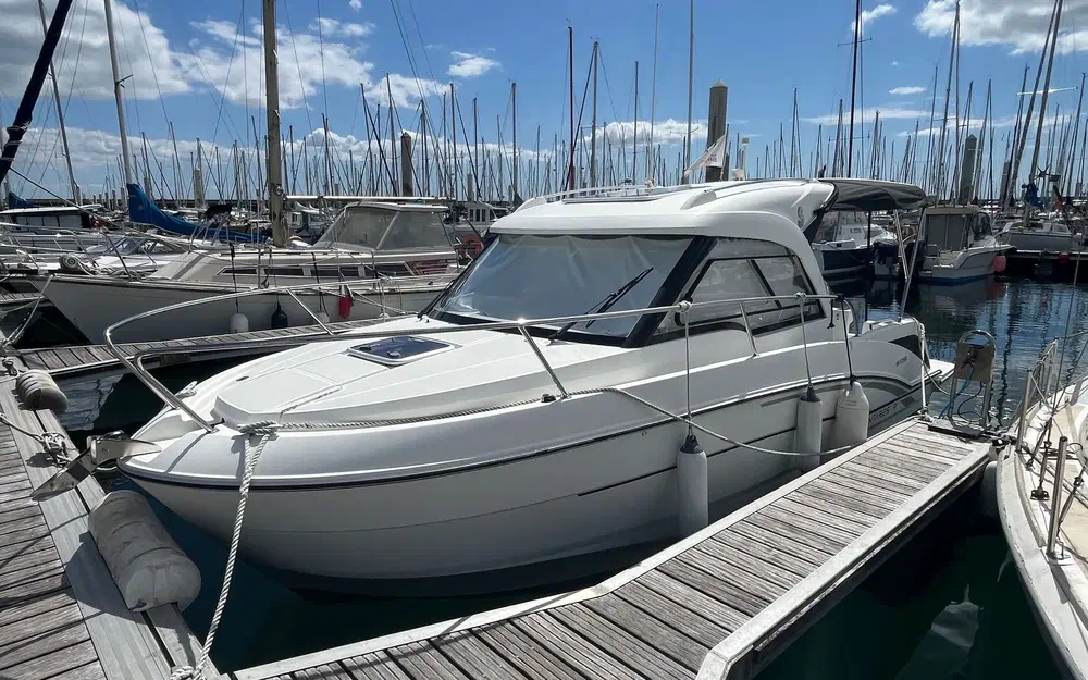Beneteau Antares 7 OB · 2020 en venta en Bretaña — foto 2