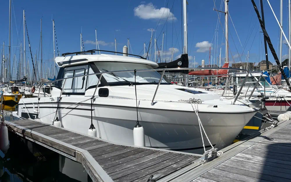 Jeanneau Merry Fisher 795 Serie 2 · 2023 en venta en Bretaña — foto 1