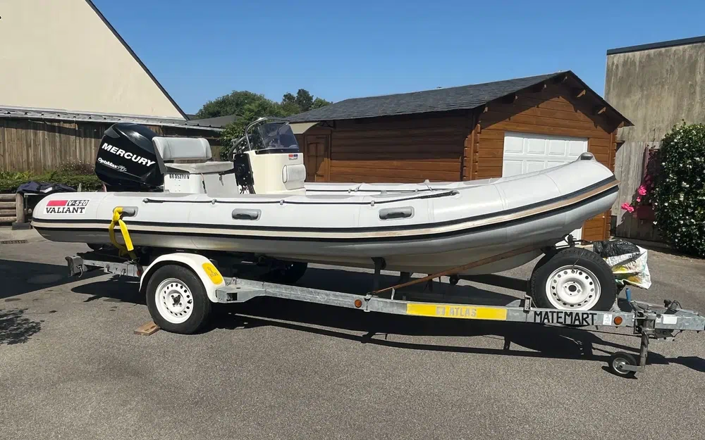 Valiant V 520 · 2007 en venta en Bretaña — foto 1