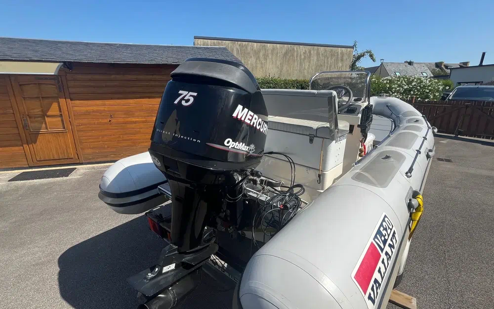 Valiant V 520 · 2007 en venta en Bretaña — foto 7