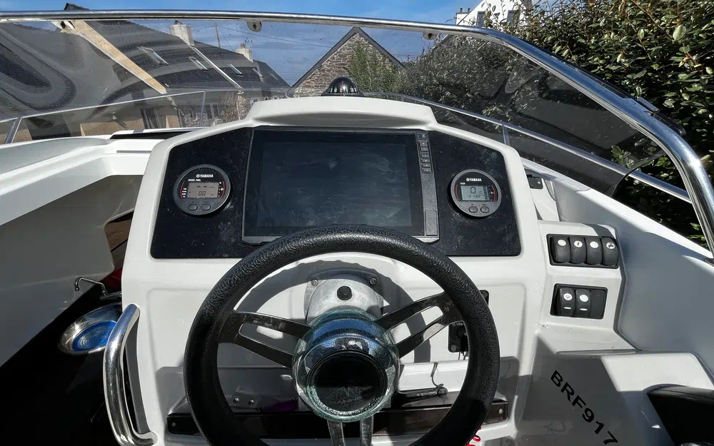 Jeanneau CAP CAMARAT 7.5 WA S2 · 2019 en venta en Bretaña — foto 9