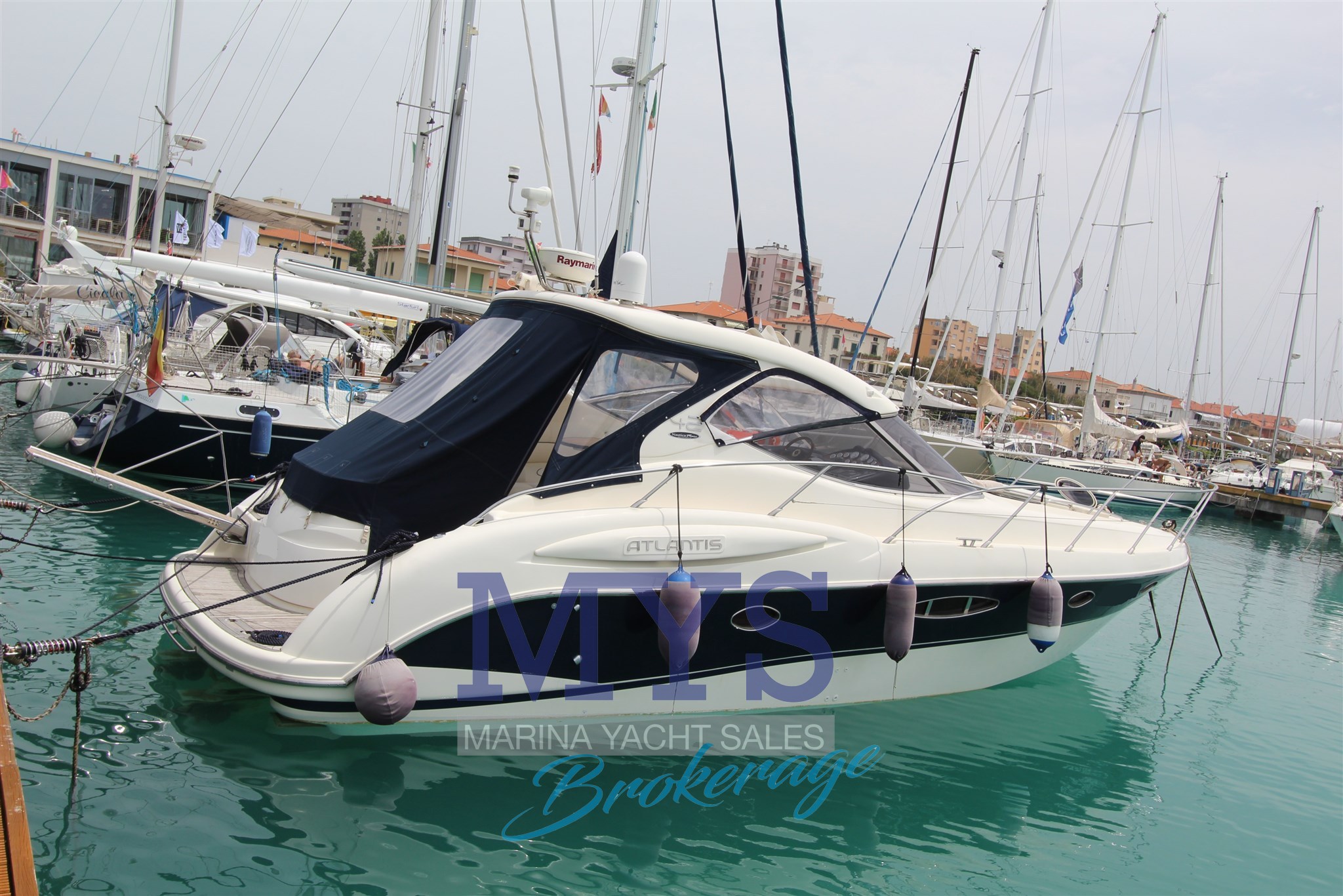 Atlantis 42 Ht · 2010 en venta en Otra zona — foto 2