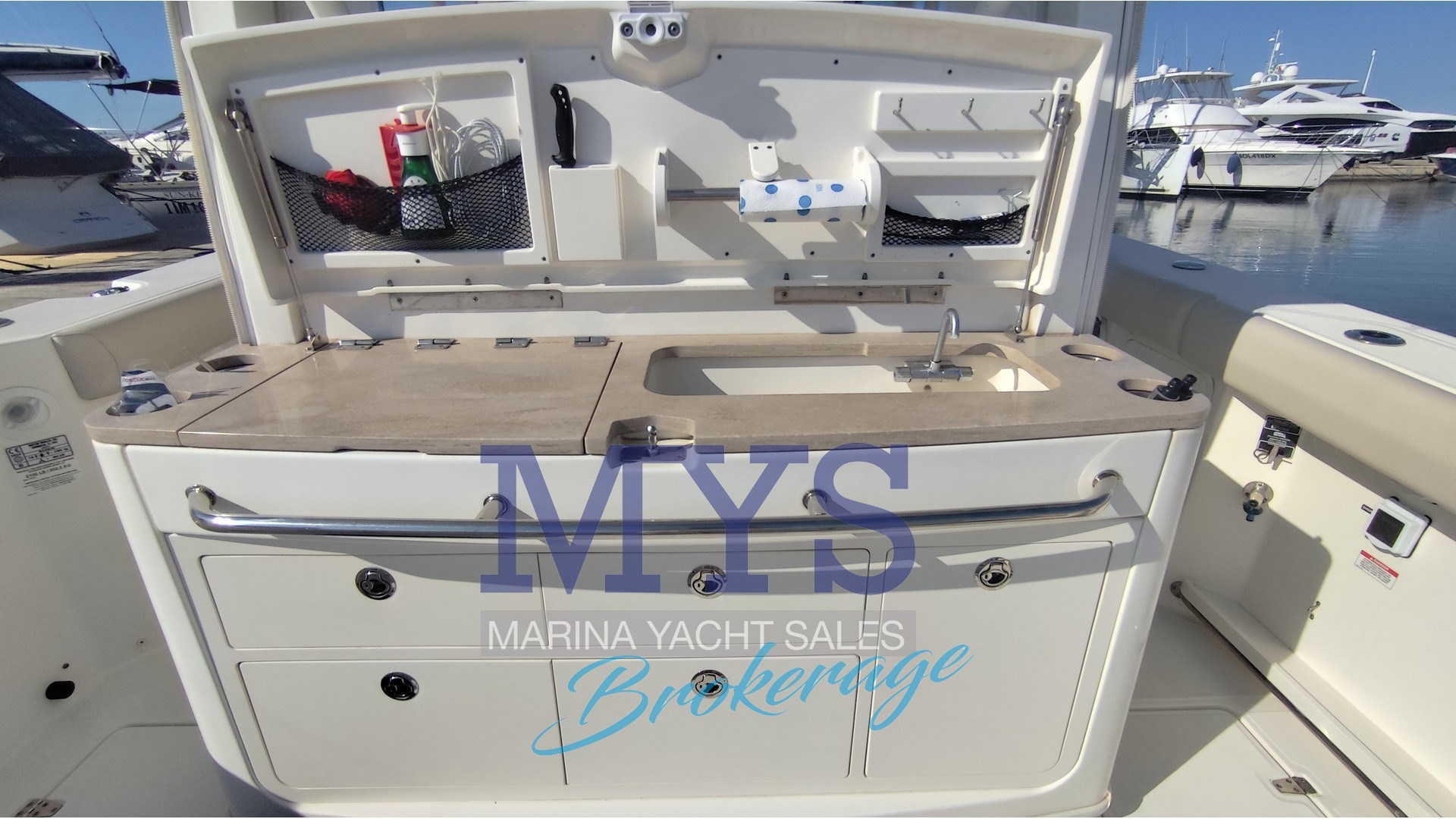 Boston Whaler 380 Outrage · 2018 zu verkaufen – Andere Region — Foto 6