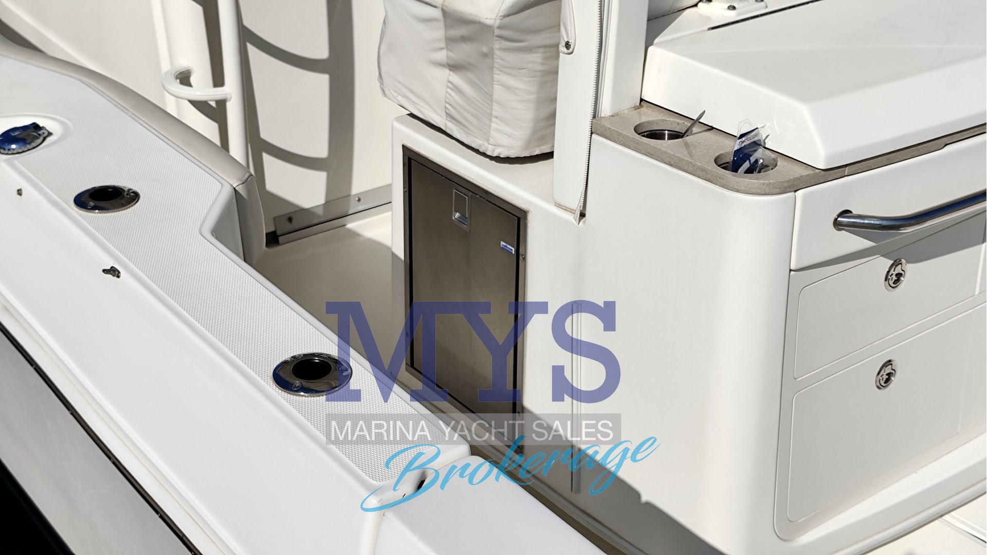 Boston Whaler 380 Outrage · 2018 zu verkaufen – Andere Region — Foto 10