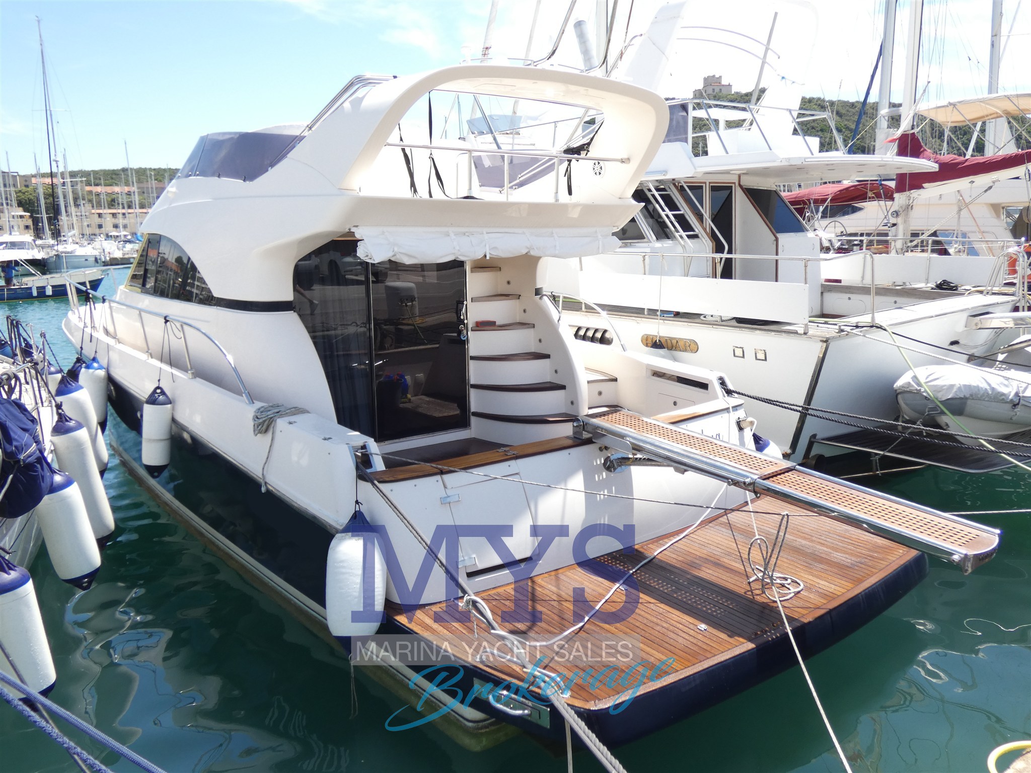 Cayman 42 Fly · 2010 in vendita in Altra zona — foto 1