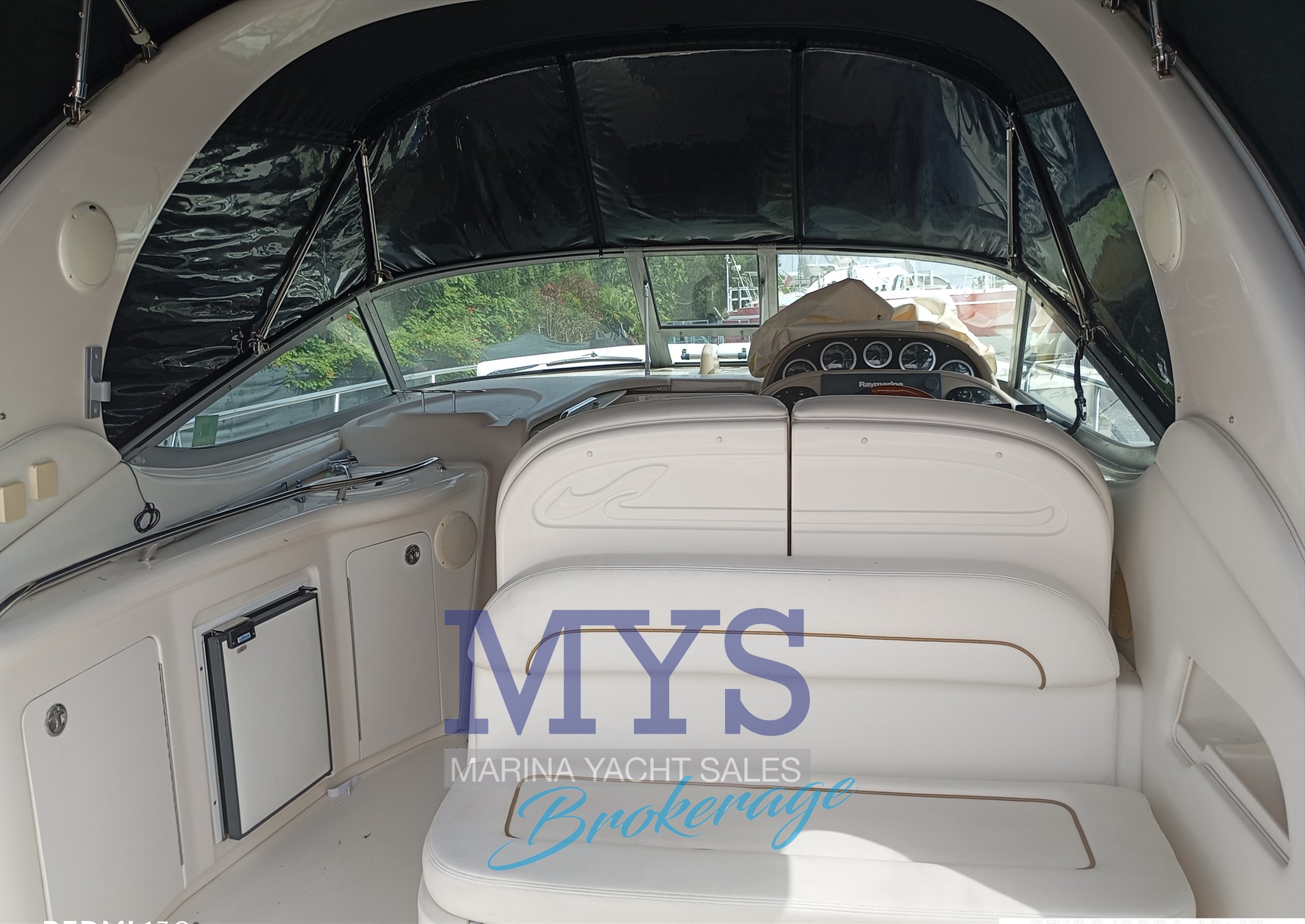 Sea Ray 300 Sundancer · 2002 à vendre – Autre zone — photo 3
