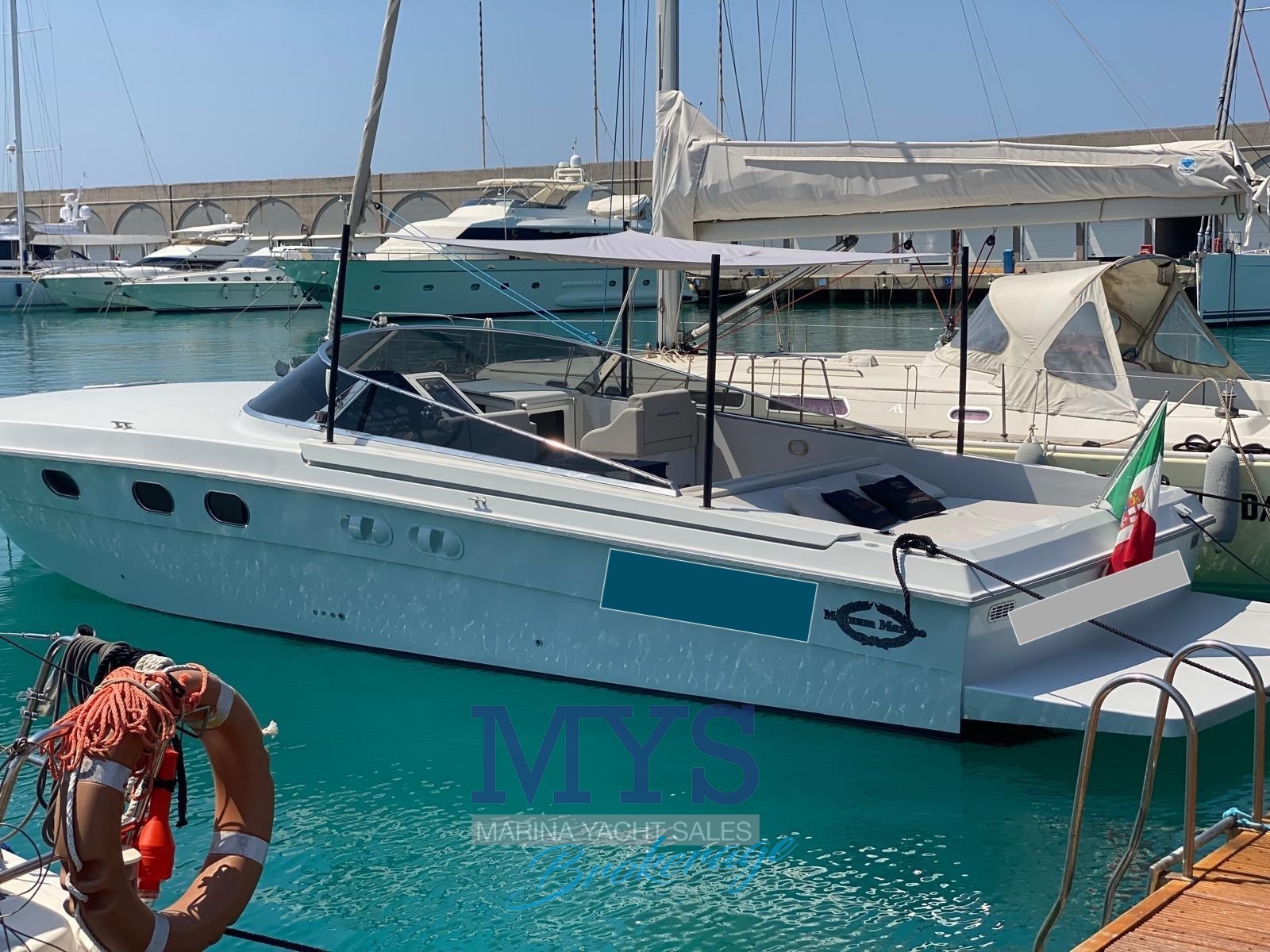 Magnum Marine Magnum 40 · 1990 à vendre – Autre zone — photo 1