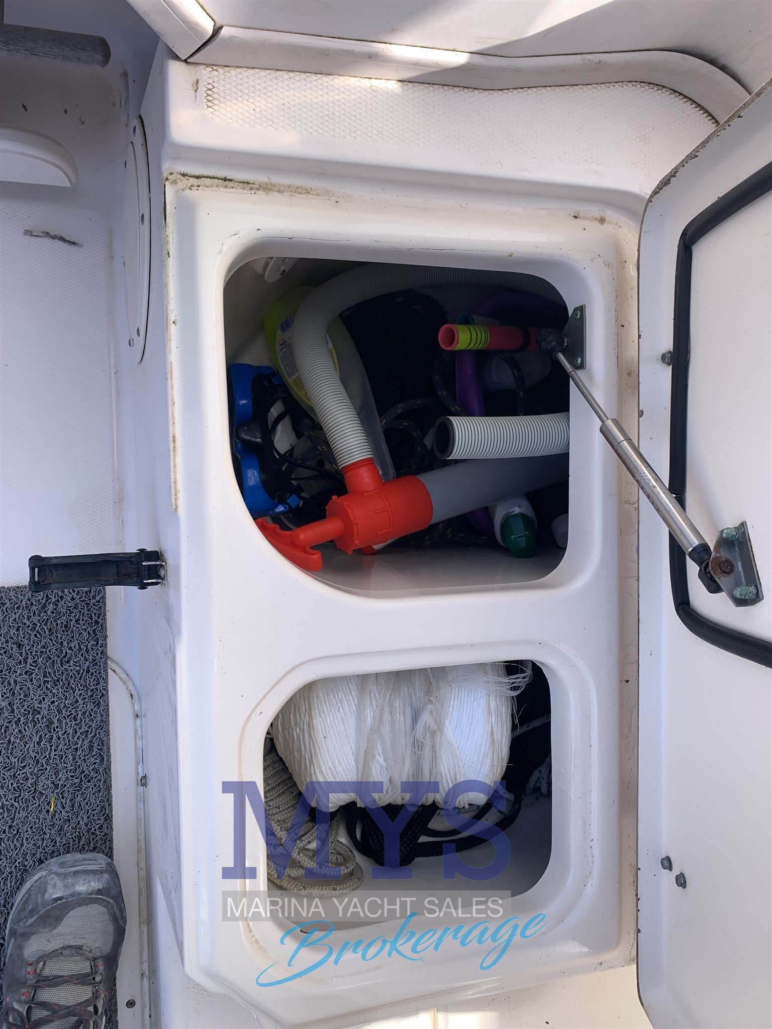 Grady White Boats 248 Voyager Wa · 2002 zu verkaufen – Andere Region — Foto 8