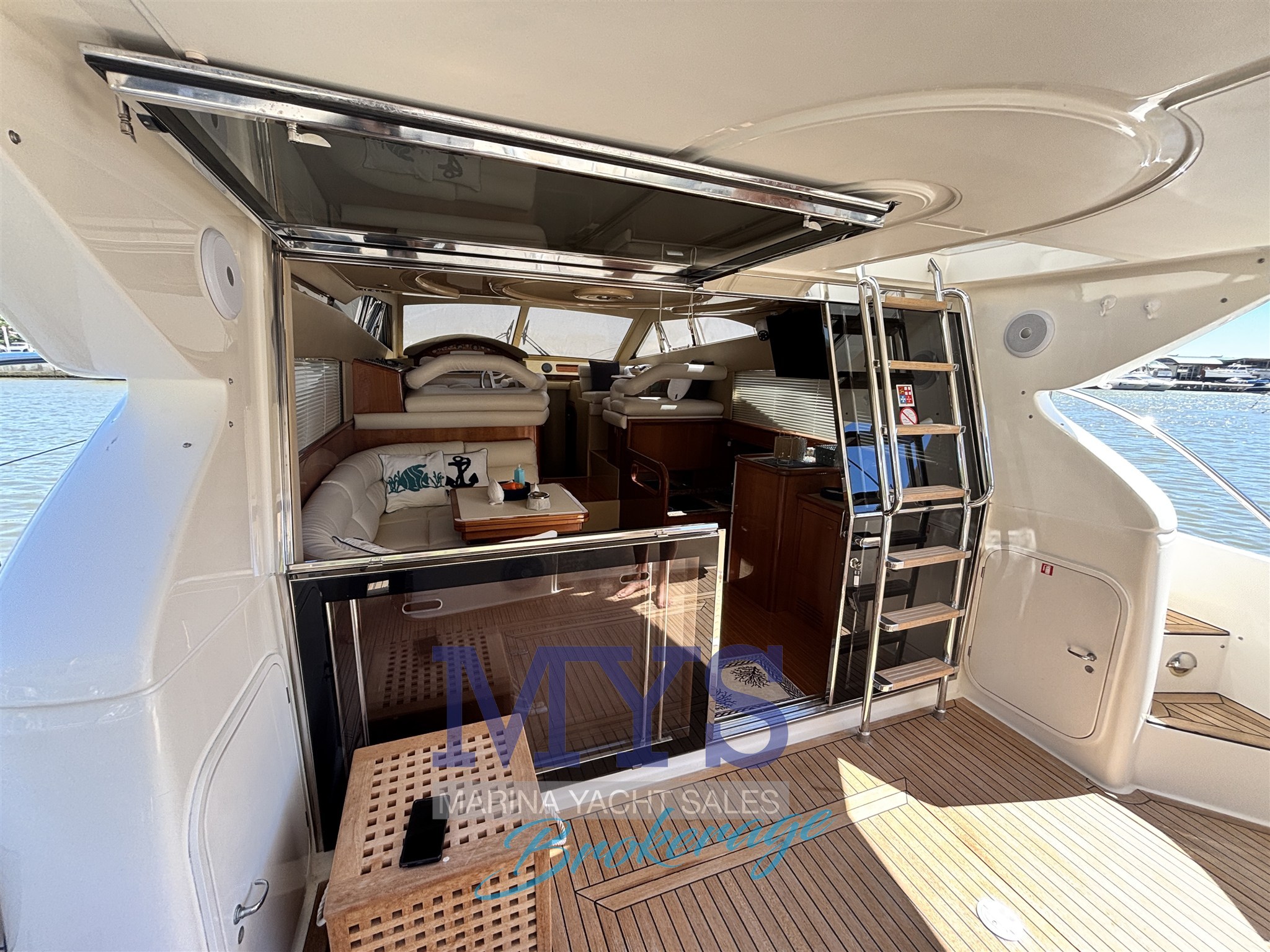 Ferretti Yachts Ferretti 430 Fly Limited · 2003 in vendita in Altra zona — foto 4