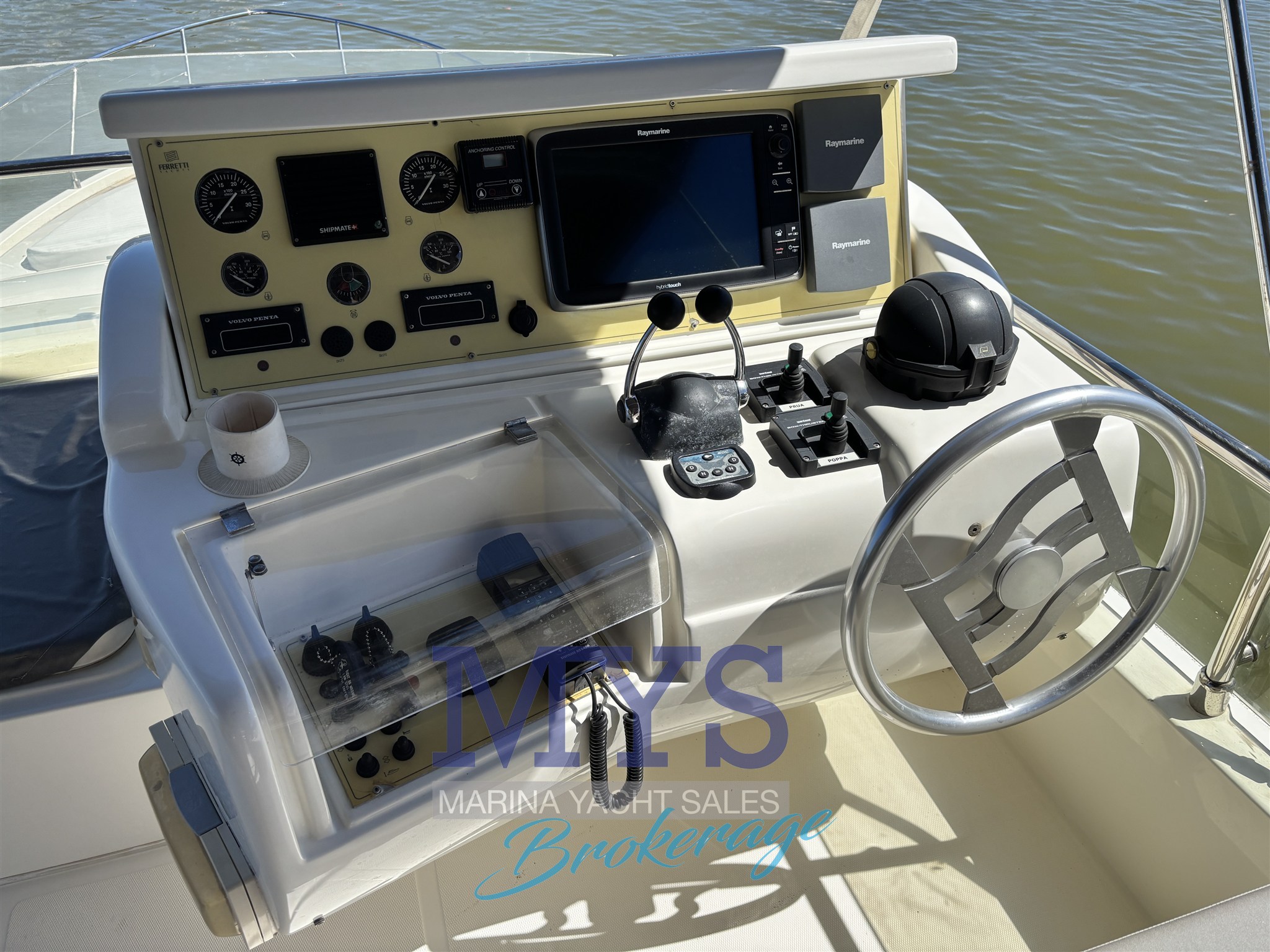 Ferretti Yachts Ferretti 430 Fly Limited · 2003 in vendita in Altra zona — foto 8