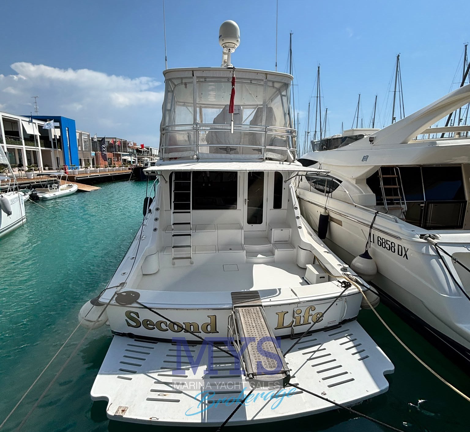 Hatteras 54 Convertible · 2008 en venta en Otra zona — foto 3