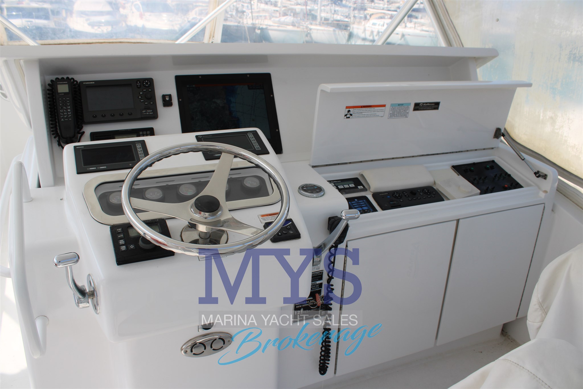 Hatteras 54 Convertible · 2008 en venta en Otra zona — foto 9