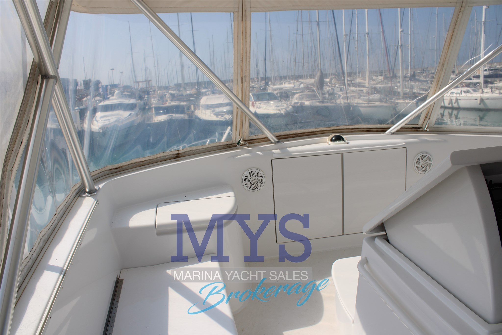 Hatteras 54 Convertible · 2008 en venta en Otra zona — foto 10