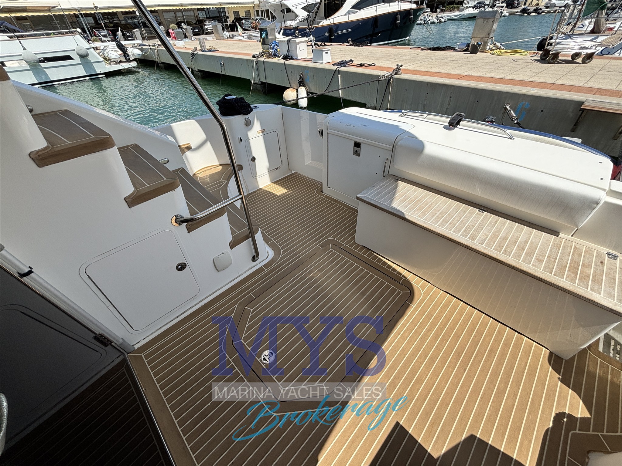 Sea Ray 505 Fly Sedan Bridge · 2008 en venta en Toscana (Livorno y Elba) — foto 8