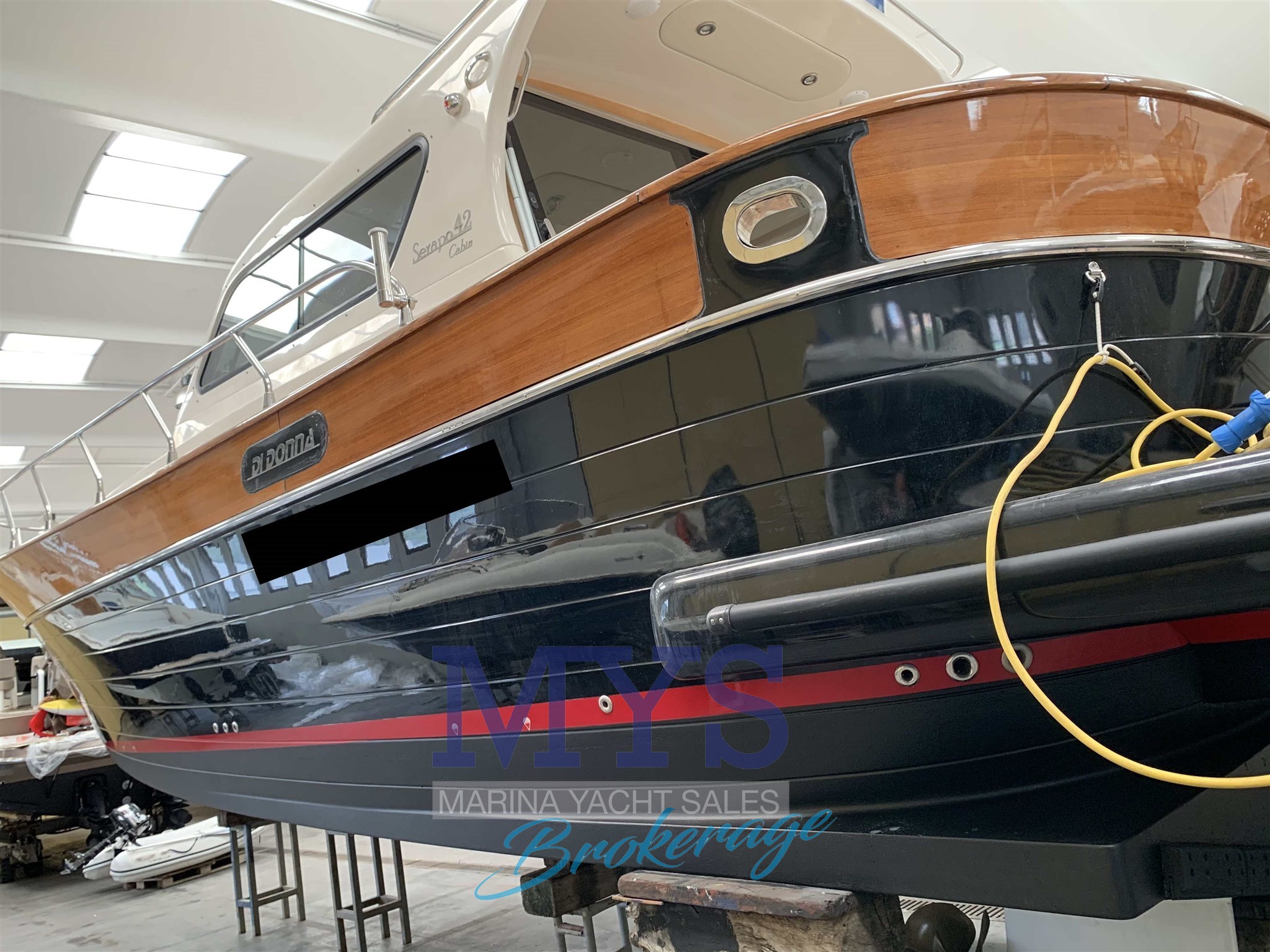 Di Donna Serapo 42 Cabin Ht · 2011 en venta en Otra zona — foto 4