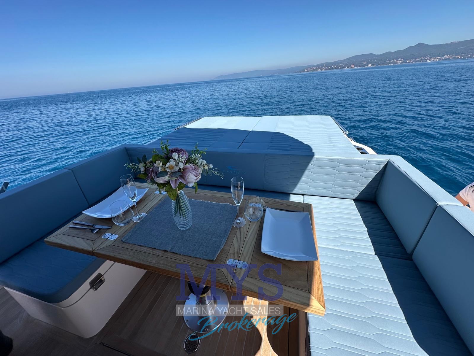 Cayman 380wa · 2025 in vendita in Altra zona — foto 3