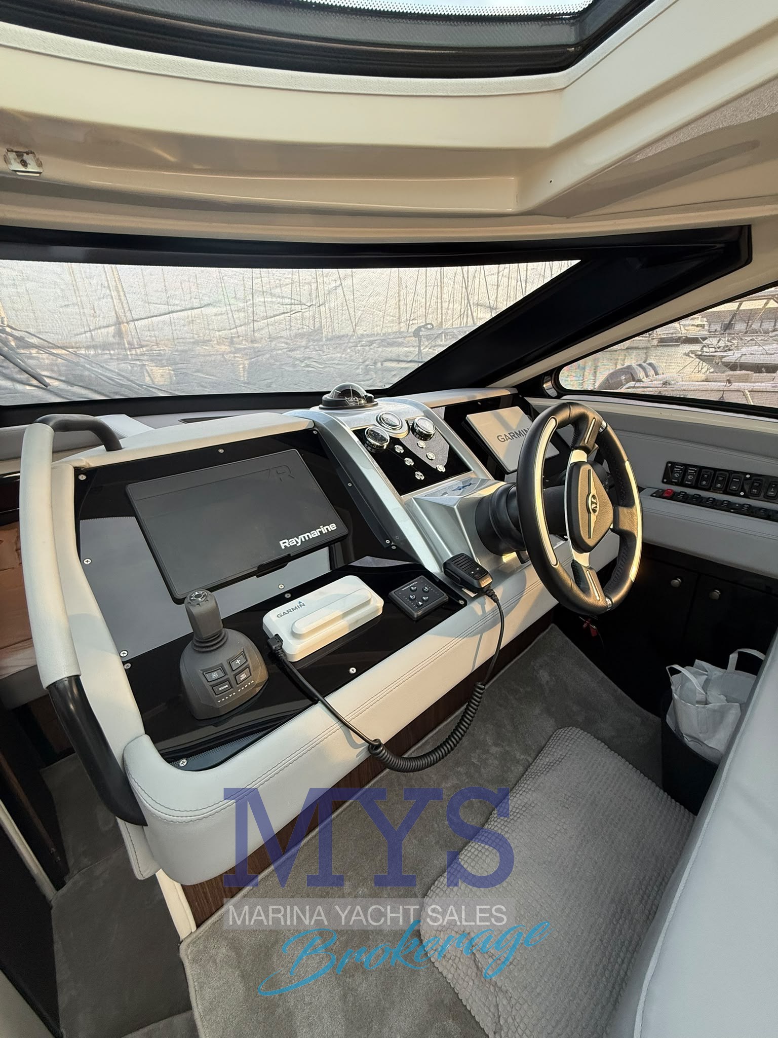 Marquis 420 Sport Coupe · 2008 zu verkaufen – Andere Region — Foto 5