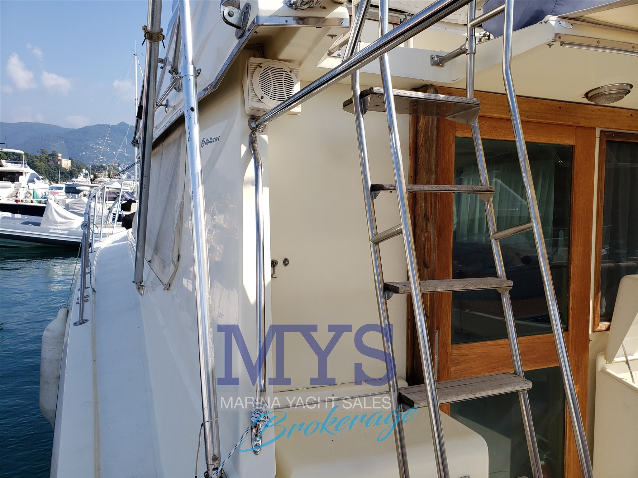 Hatteras 36 Conv. · 1986 in vendita in Liguria e Genova — foto 6