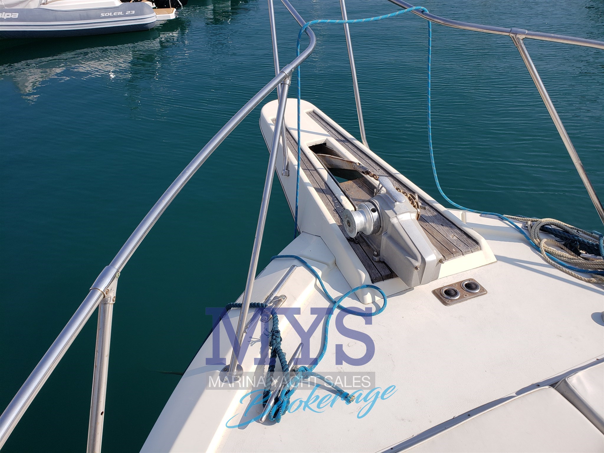 Hatteras 36 Conv. · 1986 in vendita in Liguria e Genova — foto 9