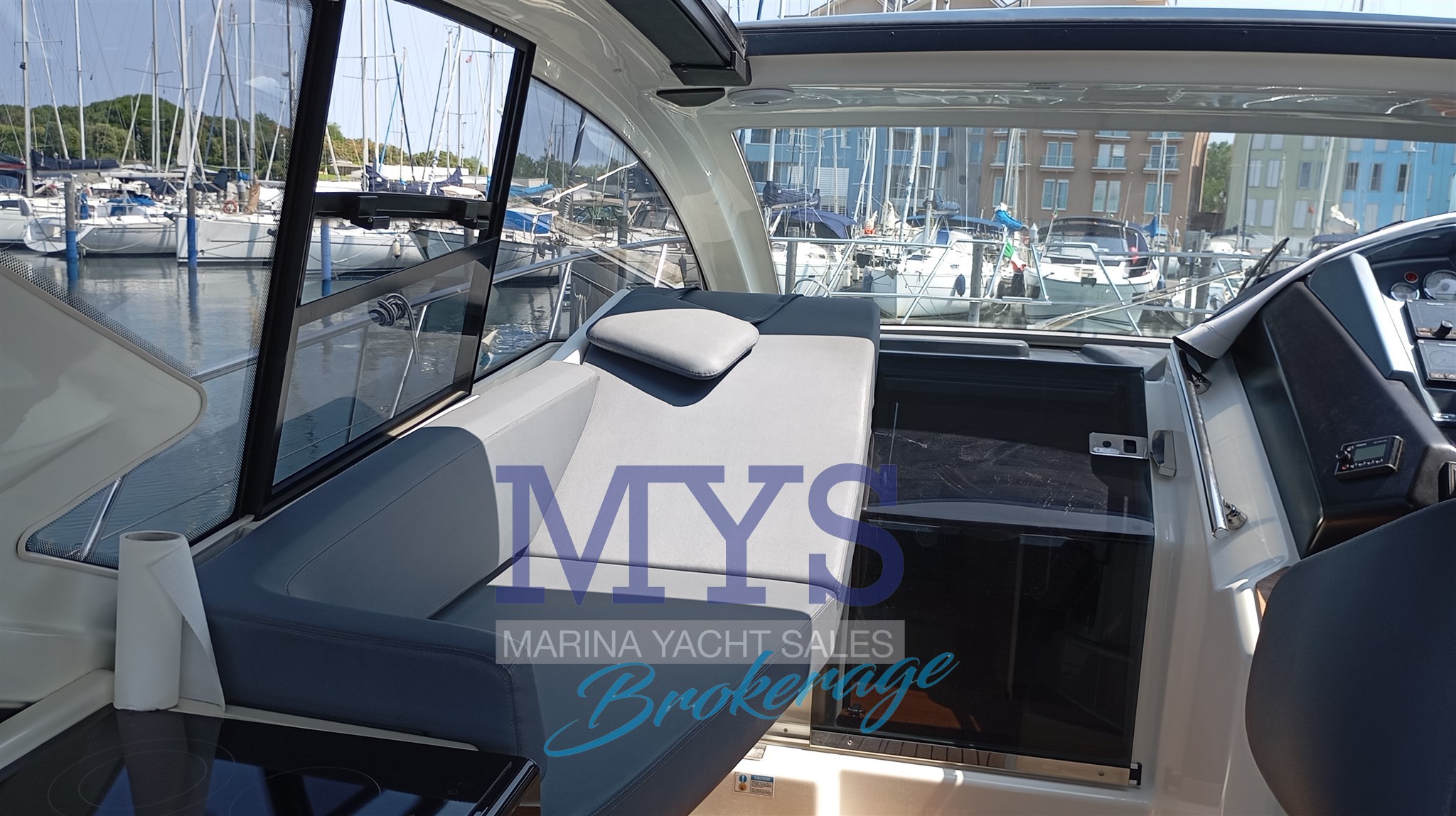 Cranchi M44 Ht · 2017 for sale in Other area — photo 7