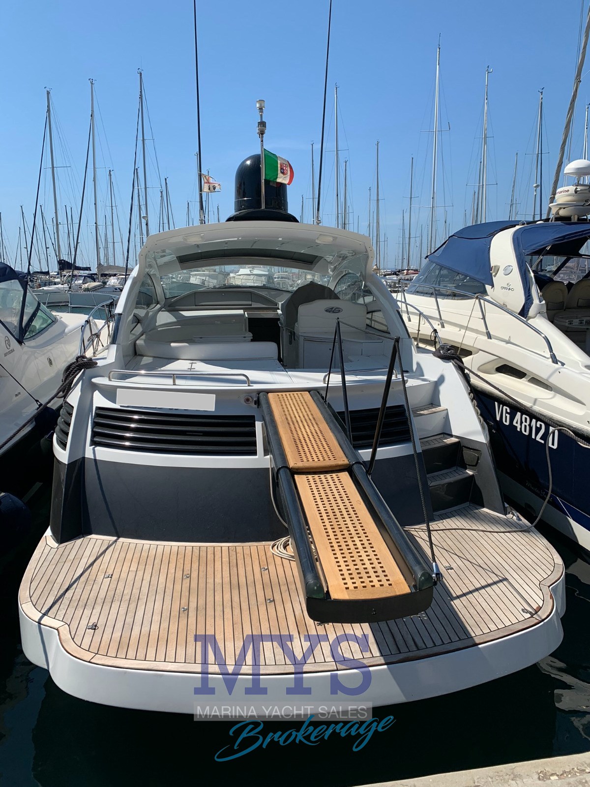 Pershing 46' · 2007 à vendre – Autre zone — photo 4