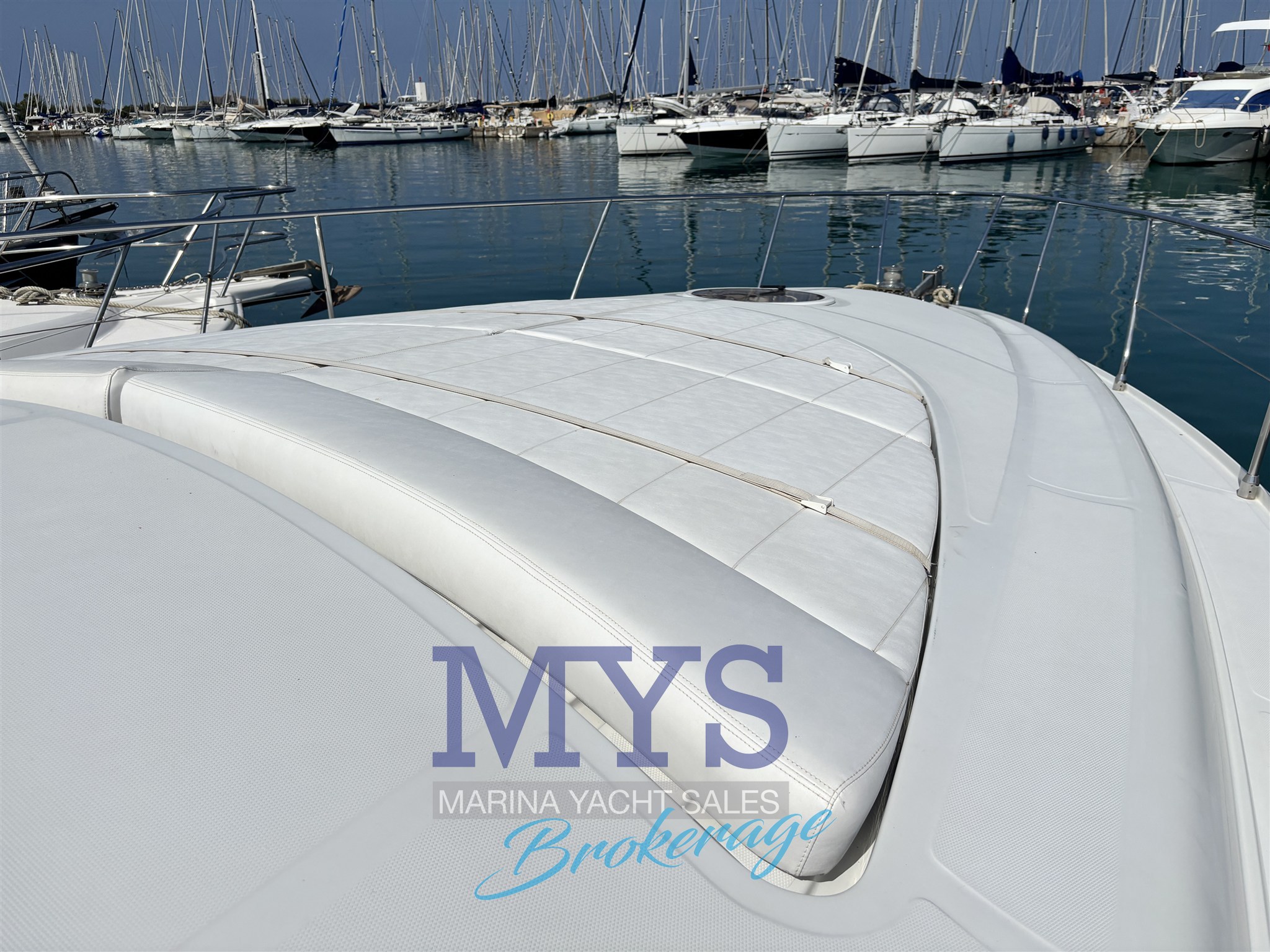 Pershing 46' · 2007 à vendre – Autre zone — photo 8