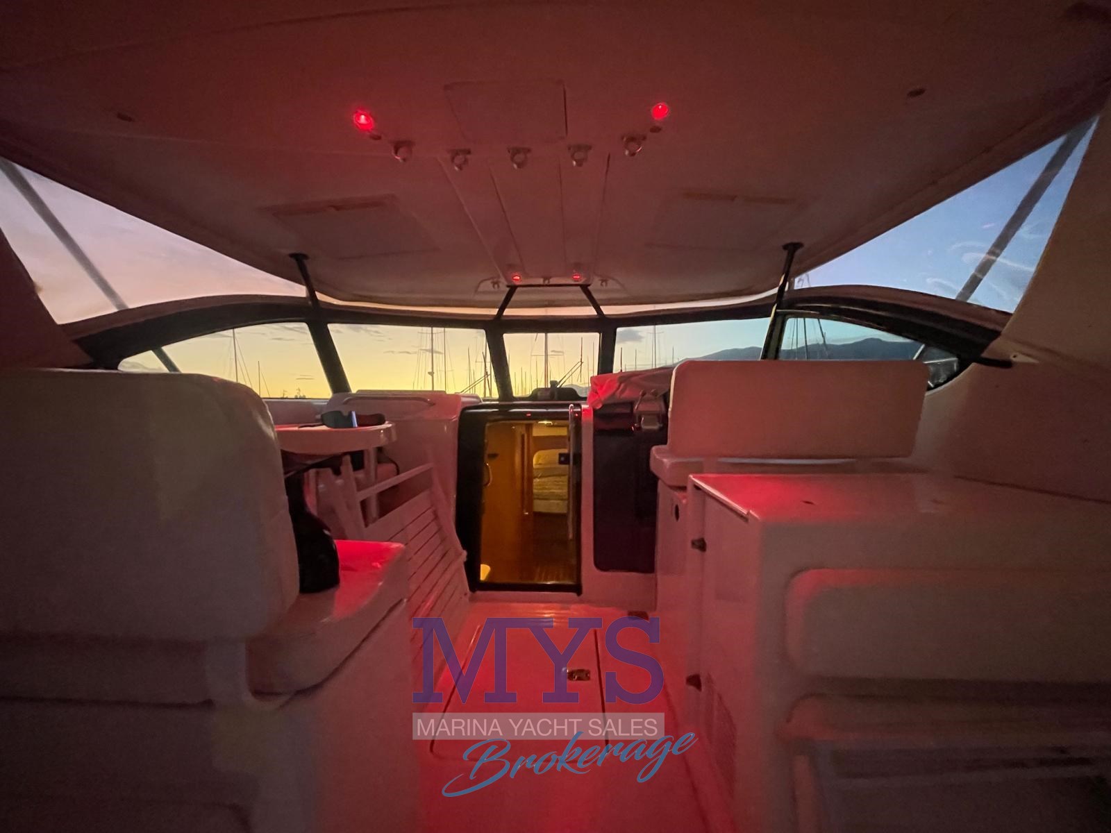 Tiara Yachts 3800 Open · 2004 en venta en Liguria y Génova — foto 7