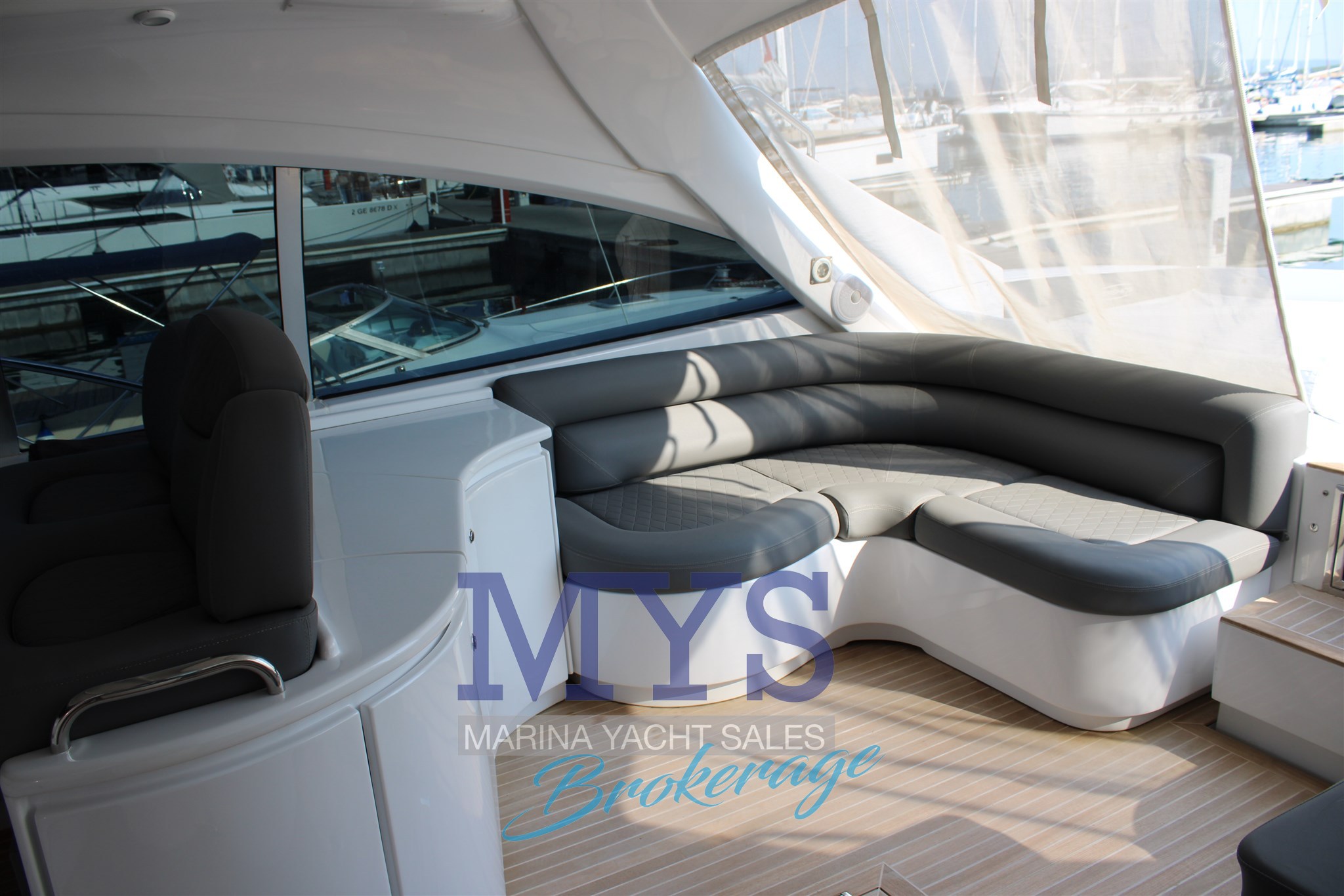 Pershing 54' · 1998 zu verkaufen – Andere Region — Foto 8