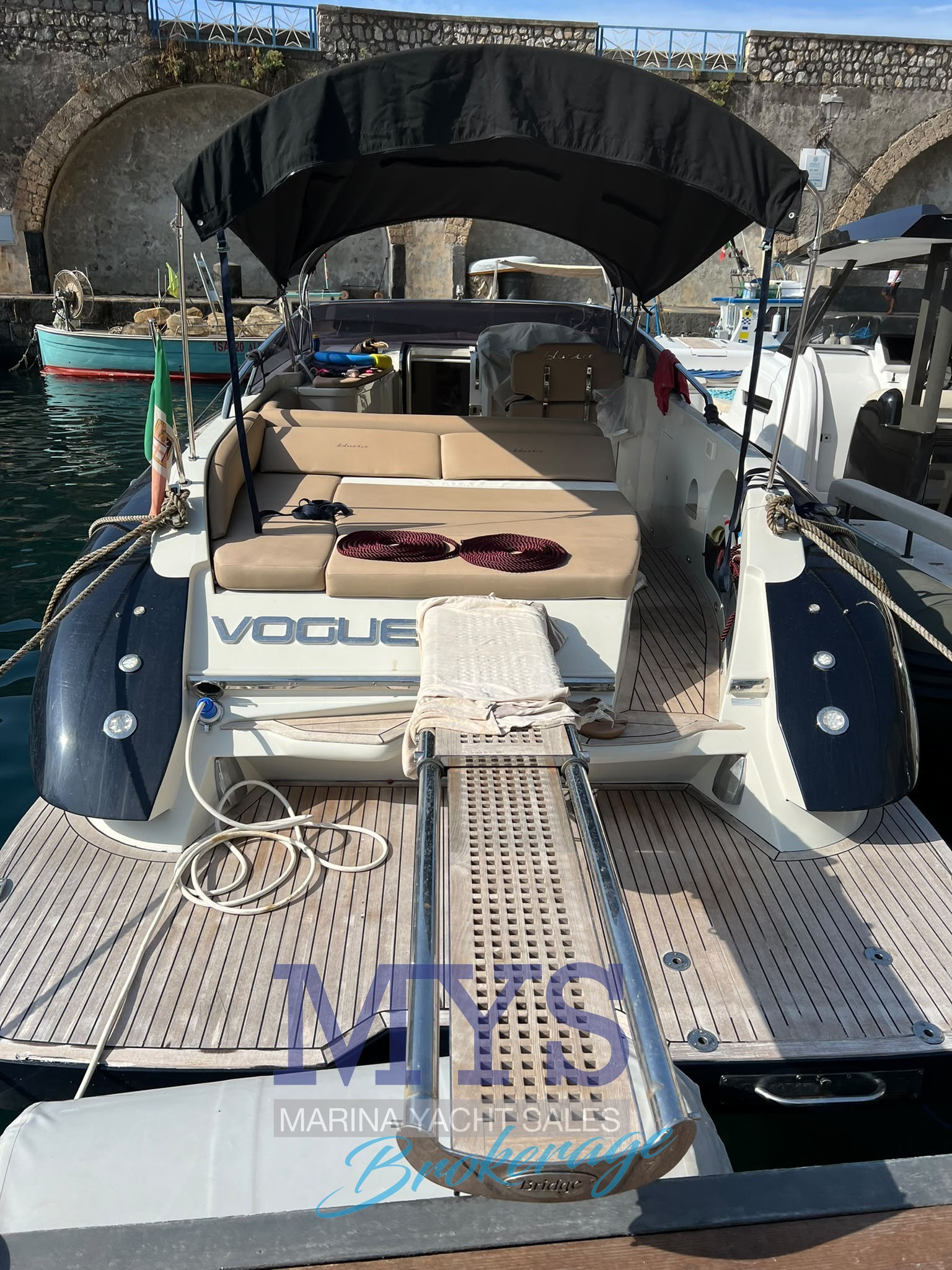 Blue Ice 380 V · 2013 for sale in Other area — photo 8