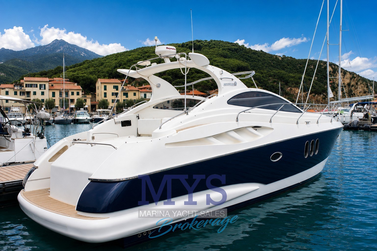 Astondoa As 40 Open · 2005 in vendita in Toscana (Livorno ed Elba) — foto 3